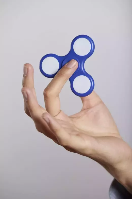 כיצד להישאר ממוקד ולהימנע מהסחות דעת בבית